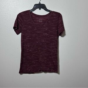 Nike Women Maroon Athletic Basic Dri-Fit shirt size small
